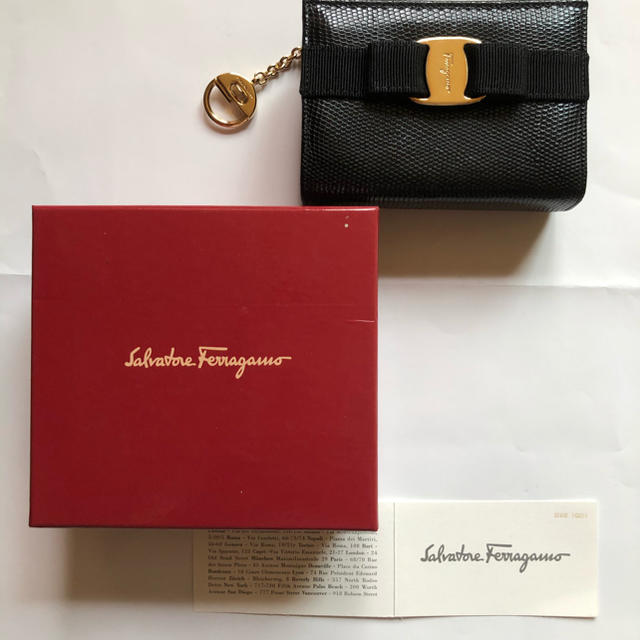 Salvatore Ferragamo(サルヴァトーレフェラガモ)の小物ケース、化粧ポーチ レディースのファッション小物(コインケース)の商品写真