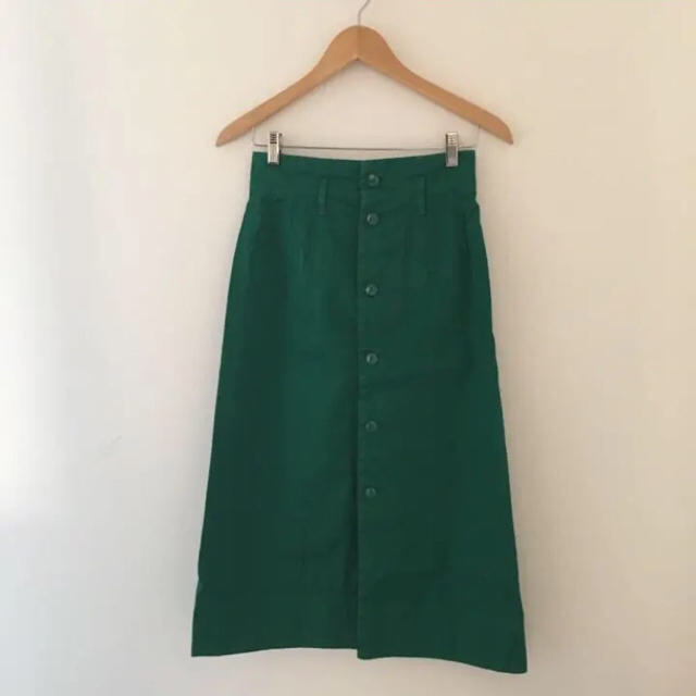 TOMORROWLAND(トゥモローランド)のMACPHEE マカフィー スカート/グリーン 緑 レディースのスカート(ロングスカート)の商品写真