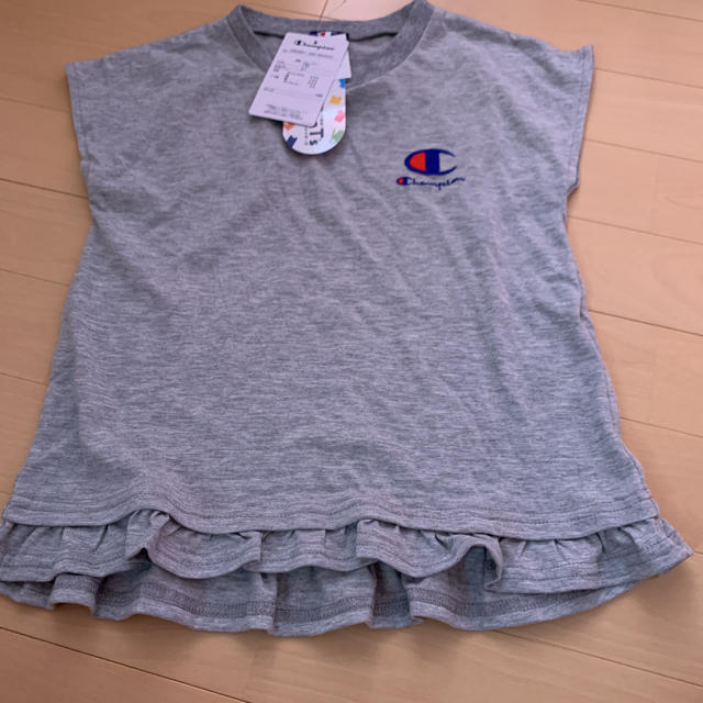 Champion(チャンピオン)のTシャツ キッズ/ベビー/マタニティのキッズ服女の子用(90cm~)(Tシャツ/カットソー)の商品写真