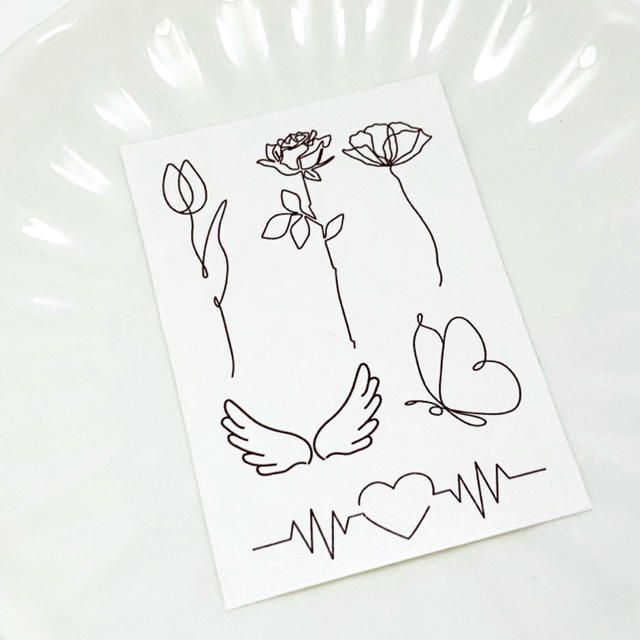 【A】タトゥーシール　韓国　線画　花　蝶　羽根　消えるタトゥー レディースのアクセサリー(その他)の商品写真