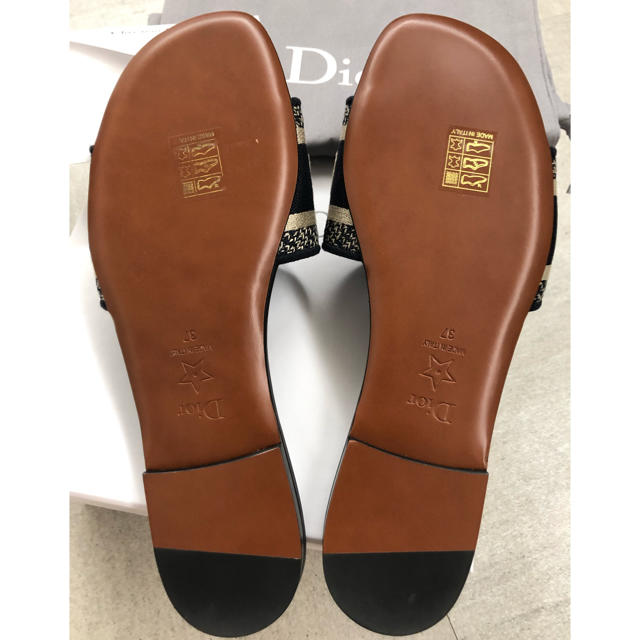 Christian Dior(クリスチャンディオール)の新品未使用　Diorミュール　2020SS レディースの靴/シューズ(サンダル)の商品写真