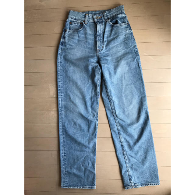 moussy(マウジー)のMOUSSY PLAIN JEANS STRAIGHT 26インチ レディースのパンツ(デニム/ジーンズ)の商品写真