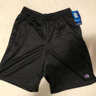 チャンピオン(Champion)の新品未使用タグ付き champion チャンピオン 黒 ハーフメッシュ　パンツ　(ショートパンツ)