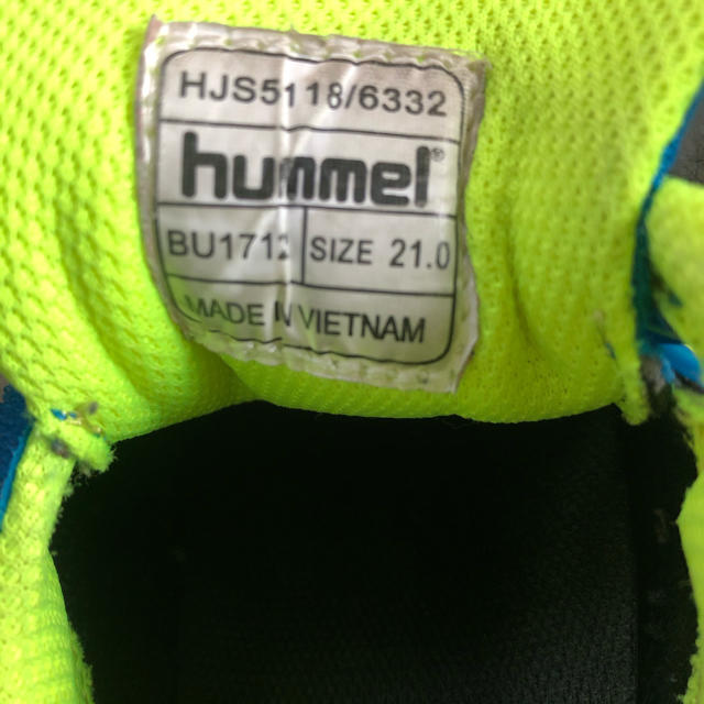 hummel(ヒュンメル)のヒュンメル【21センチ】インドアサッカーシューズ スポーツ/アウトドアのサッカー/フットサル(シューズ)の商品写真