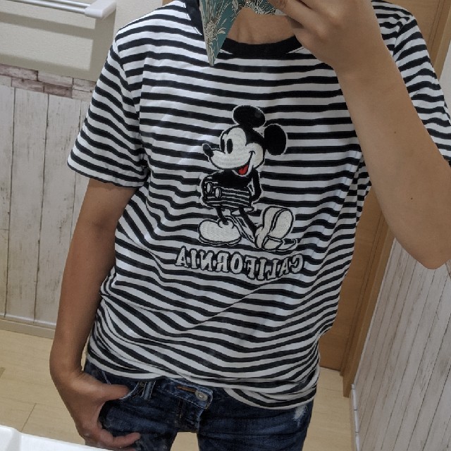 Disney(ディズニー)のボーダー ミッキーTシャツ レディースのトップス(Tシャツ(半袖/袖なし))の商品写真