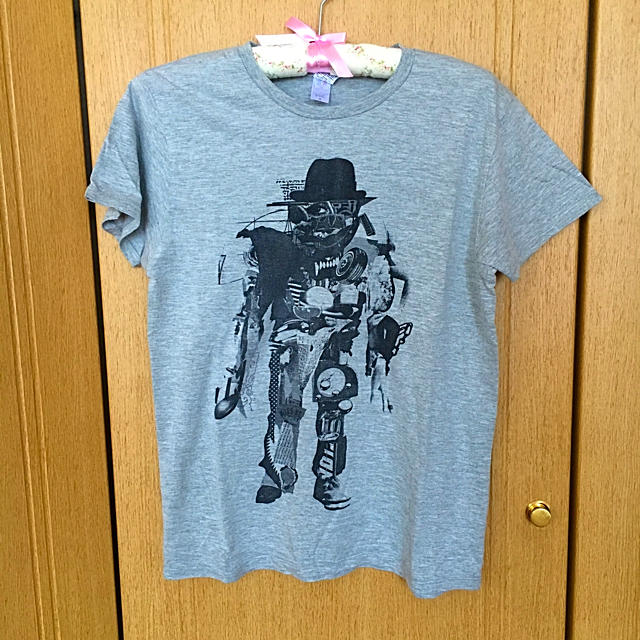 RADWIMPS＊2009バンドTシャツ エンタメ/ホビーのタレントグッズ(ミュージシャン)の商品写真