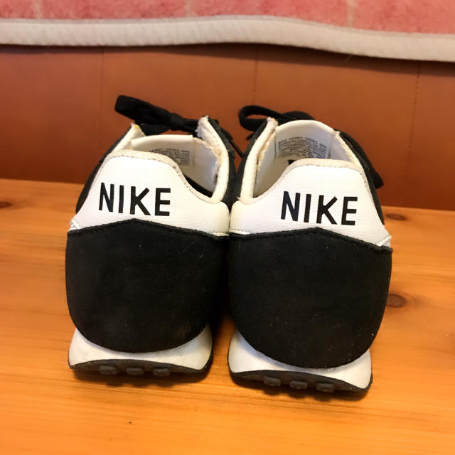 NIKE(ナイキ)のNIKE ナイキ スニーカー レディースの靴/シューズ(スニーカー)の商品写真