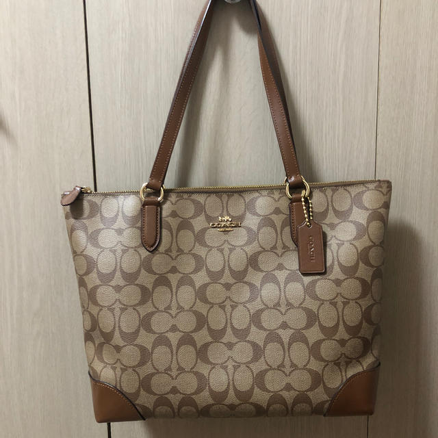 COACH トートバッグ シグネチャー