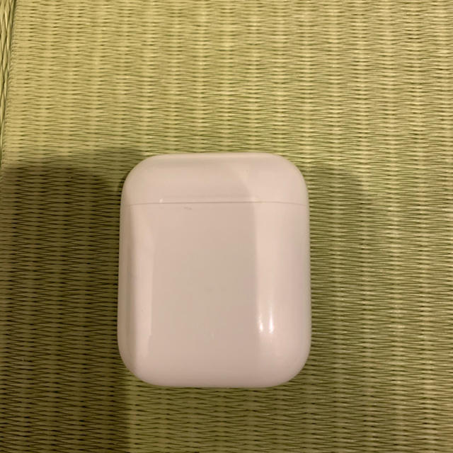 AirPods with Charging Case 第2世代 MV7N2J/A - pakalanainn.com