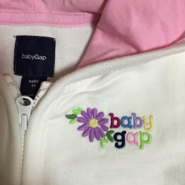 babyGAP(ベビーギャップ)のBabyGAP半袖パーカー80㎝ キッズ/ベビー/マタニティのベビー服(~85cm)(カーディガン/ボレロ)の商品写真