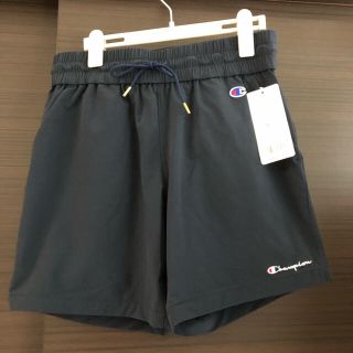 チャンピオン(Champion)のチャンピオン　ショートパンツ❣️新品Ｌサイズ❣️(ショートパンツ)