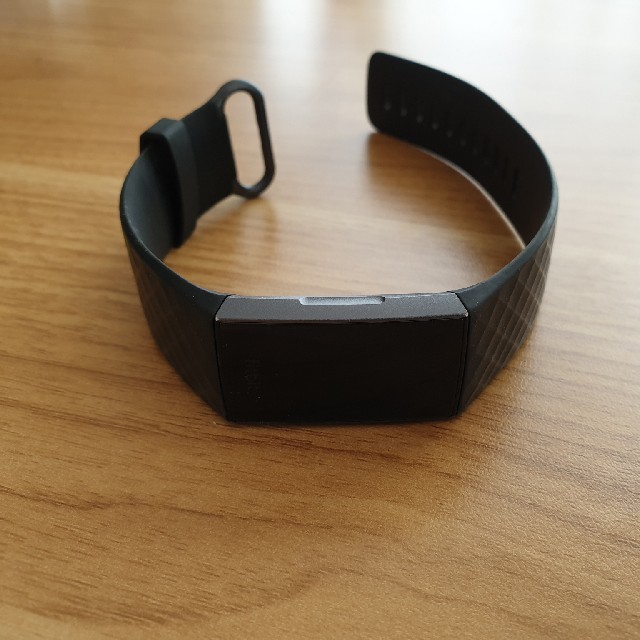 Fitbit charge 3 フィットネストラッカー