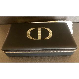 ディオール(Dior)の❤️ Dior ノベルティ　化粧ポーチ　未使用品(ポーチ)