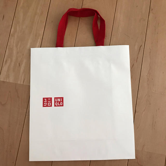 UNIQLO(ユニクロ)の紙袋 レディースのバッグ(ショップ袋)の商品写真