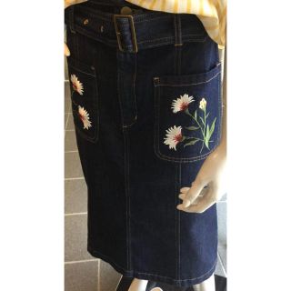 マイストラーダ(Mystrada)のマイストラーダ 刺繍デニムスカート サイズ36(ひざ丈スカート)