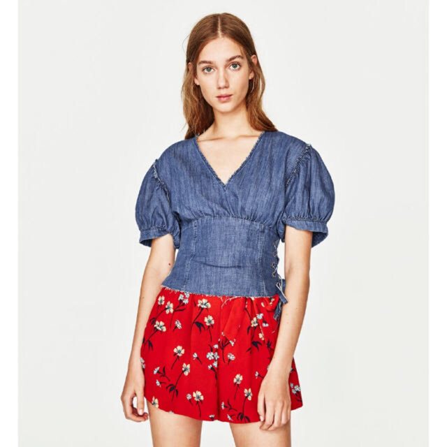 ZARA(ザラ)のZARA デニム　トップス レディースのトップス(カットソー(半袖/袖なし))の商品写真