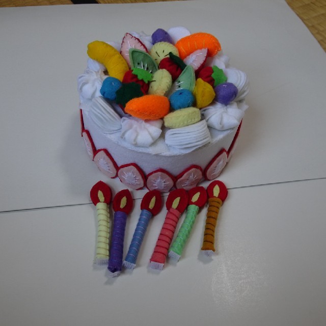 フェルトケーキ ままごと ハンドメイド キッズ/ベビー フェルトケーキ ままごと ハンドメイド キッズ/ベビー