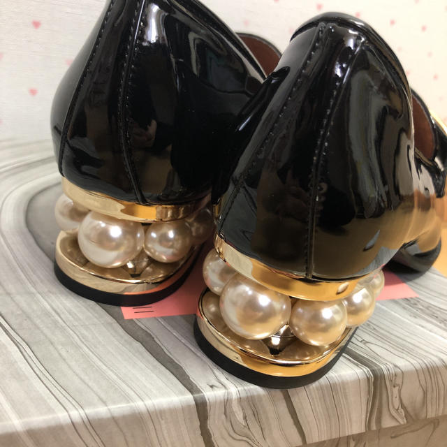 JEFFREY CAMPBELL(ジェフリーキャンベル)のジェフリーキャンベル　ビールパールローファー新品 レディースの靴/シューズ(ローファー/革靴)の商品写真