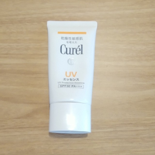 Curel(キュレル)のCurel　uvエッセンスB コスメ/美容のボディケア(日焼け止め/サンオイル)の商品写真