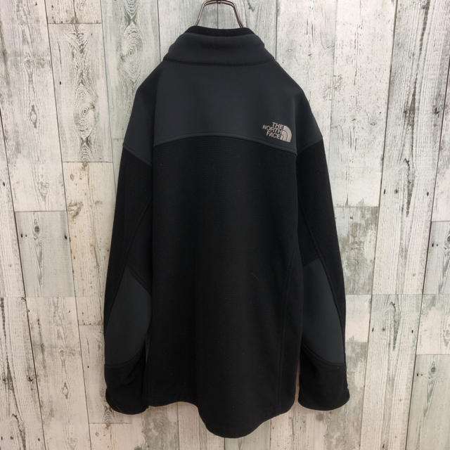 THE NORTH FACE(ザノースフェイス)の【海外限定】ノースフェイス　フリース　メンズL メンズのジャケット/アウター(ブルゾン)の商品写真