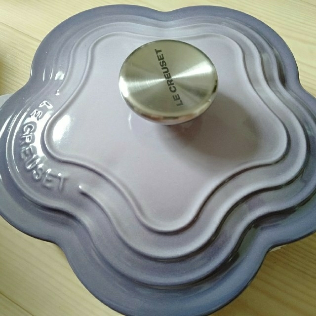 LE CREUSET - クーポン値下げ！新品 ル・クルーゼ フラワー ホーロー鍋