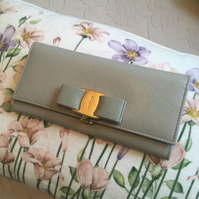 Salvatore Ferragamo(サルヴァトーレフェラガモ)のフェラガモ♡引越しセール レディースのファッション小物(財布)の商品写真