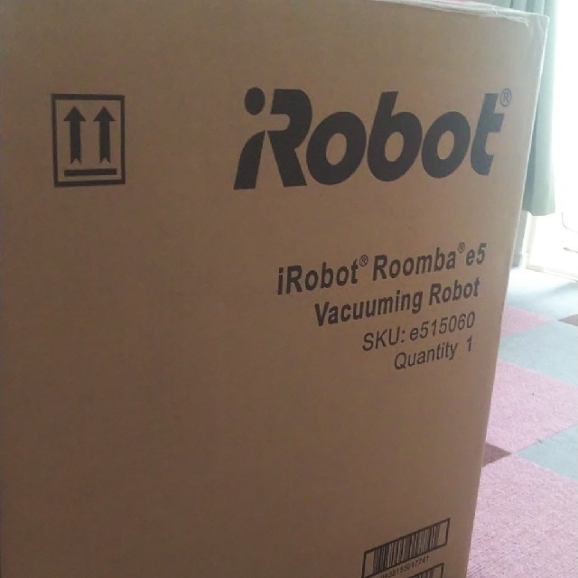 iRobot(アイロボット)の【新品・未開封】iRobot ロボットクリーナー ルンバ e5 スマホ/家電/カメラの生活家電(掃除機)の商品写真