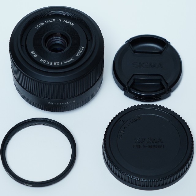 SIGMA(シグマ)のSIGMA シグマ 30mm f2.8 EX DN SONY ソニー スマホ/家電/カメラのカメラ(レンズ(単焦点))の商品写真