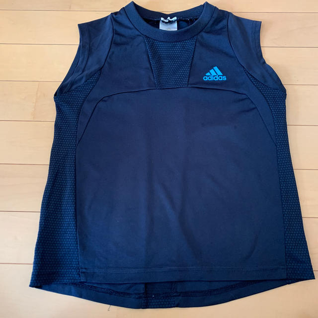 adidas(アディダス)のadidas ノースリーブ  140cm キッズ/ベビー/マタニティのキッズ服男の子用(90cm~)(Tシャツ/カットソー)の商品写真