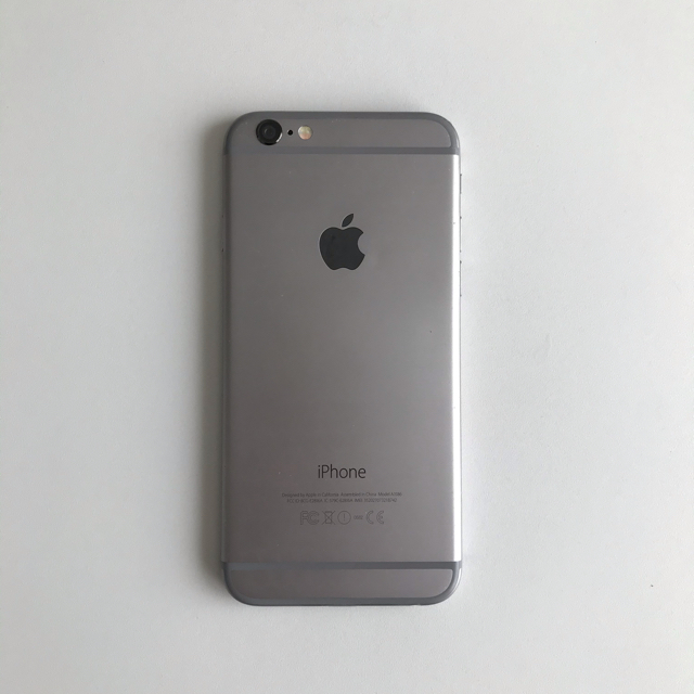 iPhone6 16GB au