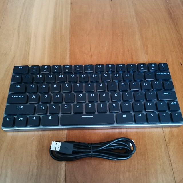 PC周辺機器Vinpok Taptek Keyboard