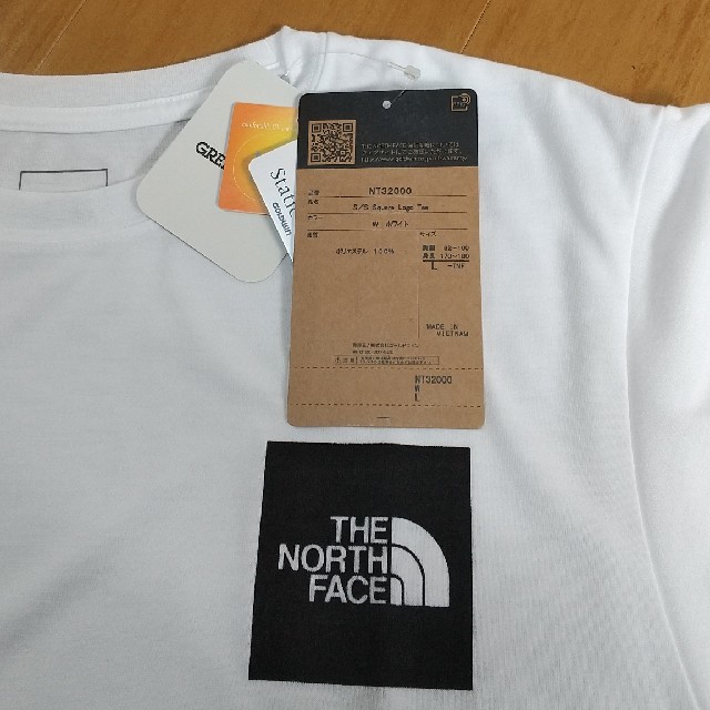 THE NORTH FACE(ザノースフェイス)の株主優待　ノースフェイス　Tシャツ　サイズL メンズのトップス(Tシャツ/カットソー(半袖/袖なし))の商品写真