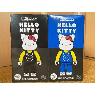 メディコムトイ(MEDICOM TOY)のベアブリックTHE CONVENI × HELLO KITTY二体セット(ぬいぐるみ/人形)