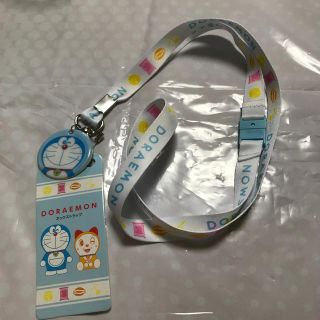 ドラえもん ネックストラップの通販 by コマチ's shop|ラクマ