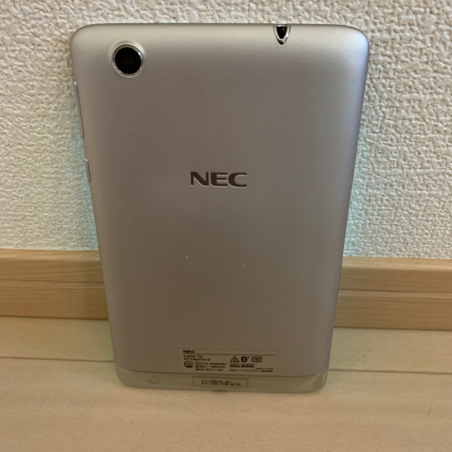 NEC(エヌイーシー)のNEC LaVie Tab スマホ/家電/カメラのPC/タブレット(タブレット)の商品写真