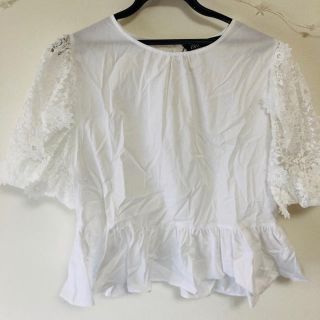 ザラ(ZARA)のZARA tops Tシャツ(Tシャツ/カットソー(半袖/袖なし))