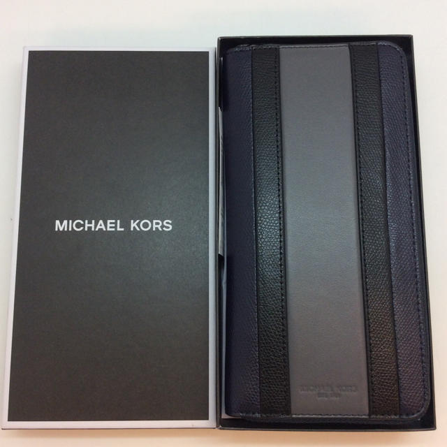 Michael Kors(マイケルコース)のマイケルコース  ラウンドファスナー長財布 メンズのファッション小物(長財布)の商品写真