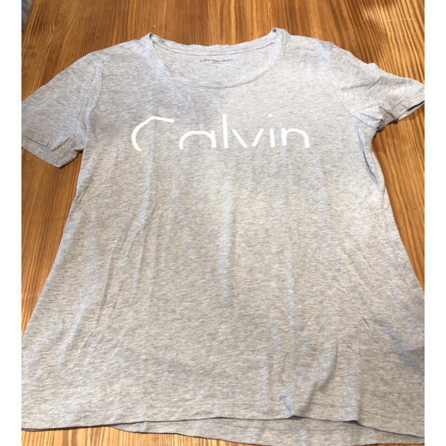 Calvin Klein(カルバンクライン)のカルバンクライン Tシャツ レディースのトップス(Tシャツ(半袖/袖なし))の商品写真