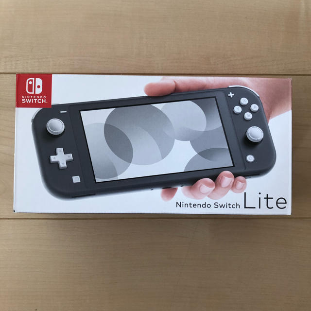 Nintendo Switch(ニンテンドースイッチ)のNintendo Switch Lite　任天堂スイッチライト　本体  グレー エンタメ/ホビーのゲームソフト/ゲーム機本体(家庭用ゲーム機本体)の商品写真