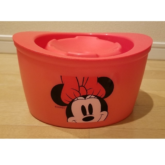 Disney(ディズニー)のピュアクリスタル　犬　水飲み　食器　限定品 その他のペット用品(その他)の商品写真