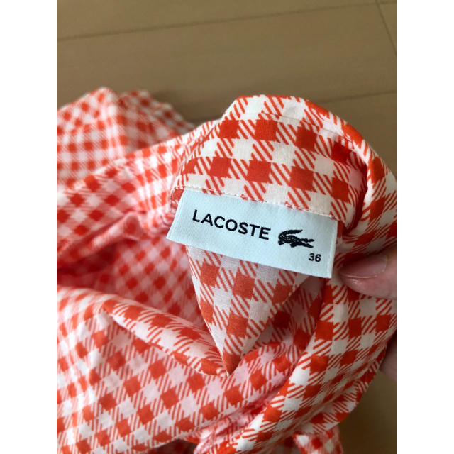 LACOSTE(ラコステ)の☆°+試着のみ 美品 ラコステ チェックシャツ 白ワニさん☺︎*☆°+ レディースのトップス(シャツ/ブラウス(半袖/袖なし))の商品写真