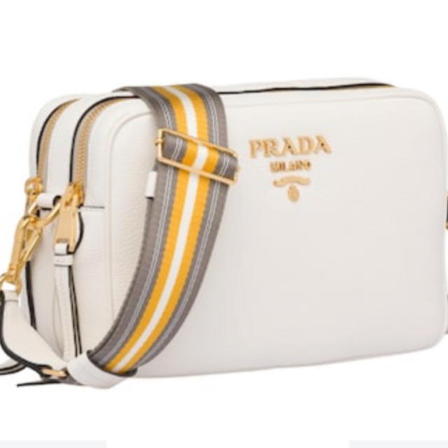 PRADA(プラダ)のPRADAショルダーバッグ　 レディースのバッグ(ショルダーバッグ)の商品写真