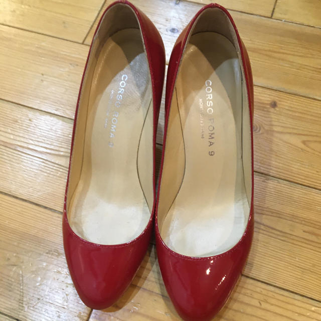 最終価格！corso Rome 9 パンプス　red  22.5cmくらい レディースの靴/シューズ(ハイヒール/パンプス)の商品写真