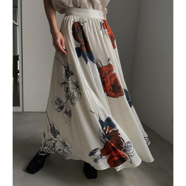 Ameri VINTAGE(アメリヴィンテージ)のAMERIvintage ELLA CIRCULAR SKIRT レディースのスカート(ロングスカート)の商品写真