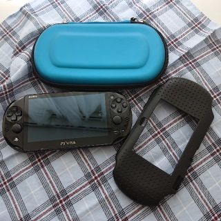 ソニー(SONY)のPS vita PCH2000 オマケ色々(携帯用ゲーム機本体)