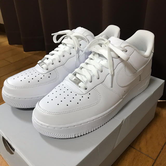 NIKE(ナイキ)のNike Air Force 1 Low AF1  エアフォース1 07 メンズの靴/シューズ(スニーカー)の商品写真