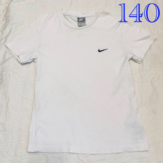 NIKE - NIKE ワンポイントTシャツ 140の通販 by nyanko(=^x^=)'s shop ｜ナイキならラクマ