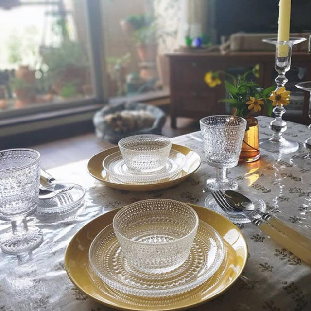 iittala(イッタラ)の新品未使用☆イッタラ・カステヘルミ・プレート・クリア インテリア/住まい/日用品のキッチン/食器(食器)の商品写真