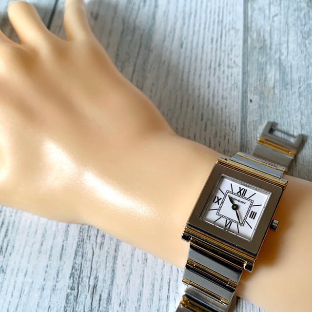 【500円引きクーポン】 Saint Laurent - 【美品】Yves Saint Laurent 腕時計 ボーイズ スクエア 腕時計