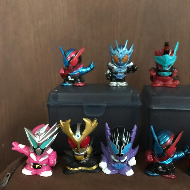 BANDAI(バンダイ)の【仮面ライダー　フィギュア】13個セット エンタメ/ホビーのおもちゃ/ぬいぐるみ(キャラクターグッズ)の商品写真